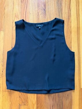 Babaton Aritzia Black Sleeveless V-Neck Blouse Top Crepe Minimalist Size S